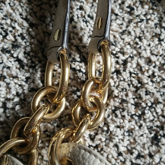 Purse - Picture 3 of 4